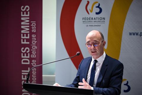 Vernissage de l'exposition "blessures de femmes" - Prise de parole de M. Demotte