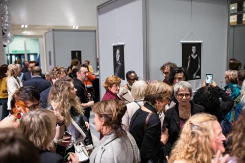 Vernissage de l'exposition "blessures de femmes"